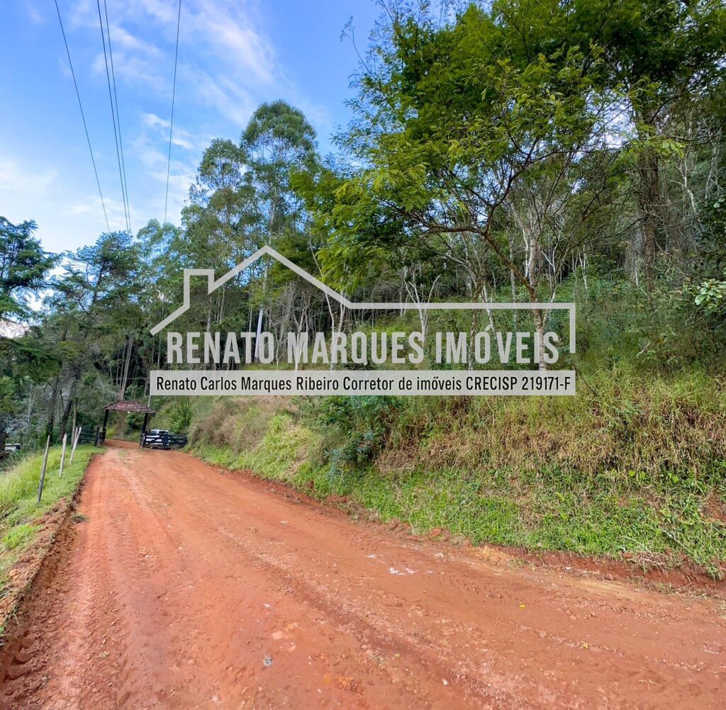 TERRENO-4.500-den-1024x1002