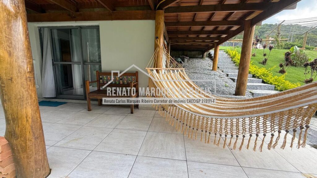 20c8cfc7-8987-42a1-8c1d-179df3f9f700