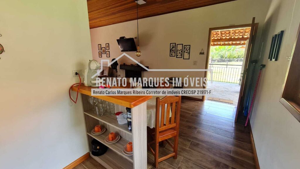 716b579e-b2e2-46b0-8678-0d033bd72d8e