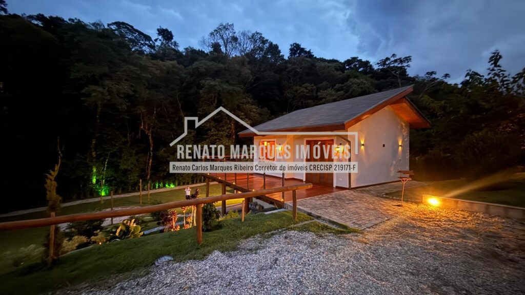 ff44a0ef-050a-4fae-91eb-a27eeecd119f